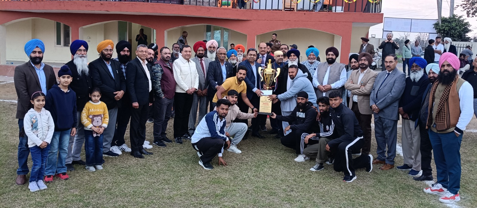 22ਵੇਂ ਰਾਜ ਪੱਧਰੀ ਉਲੰਪੀਅਨ ਜਰਨੈਲ ਸਿੰਘ ਯਾਦਗਾਰੀ ਫੁੱਟਬਾਲ ਟੂਰਨਾਮੈਂਟ ਦੇ ਕਲੱਬ ਪੱਧਰੀ ਮੁਕਾਬਲੇ ’ਚ ਯੰਗ ਫੁੱਟਬਾਲ ਕਲੱਬ ਮਾਹਿਲਪੁਰ ਜੇਤੂ